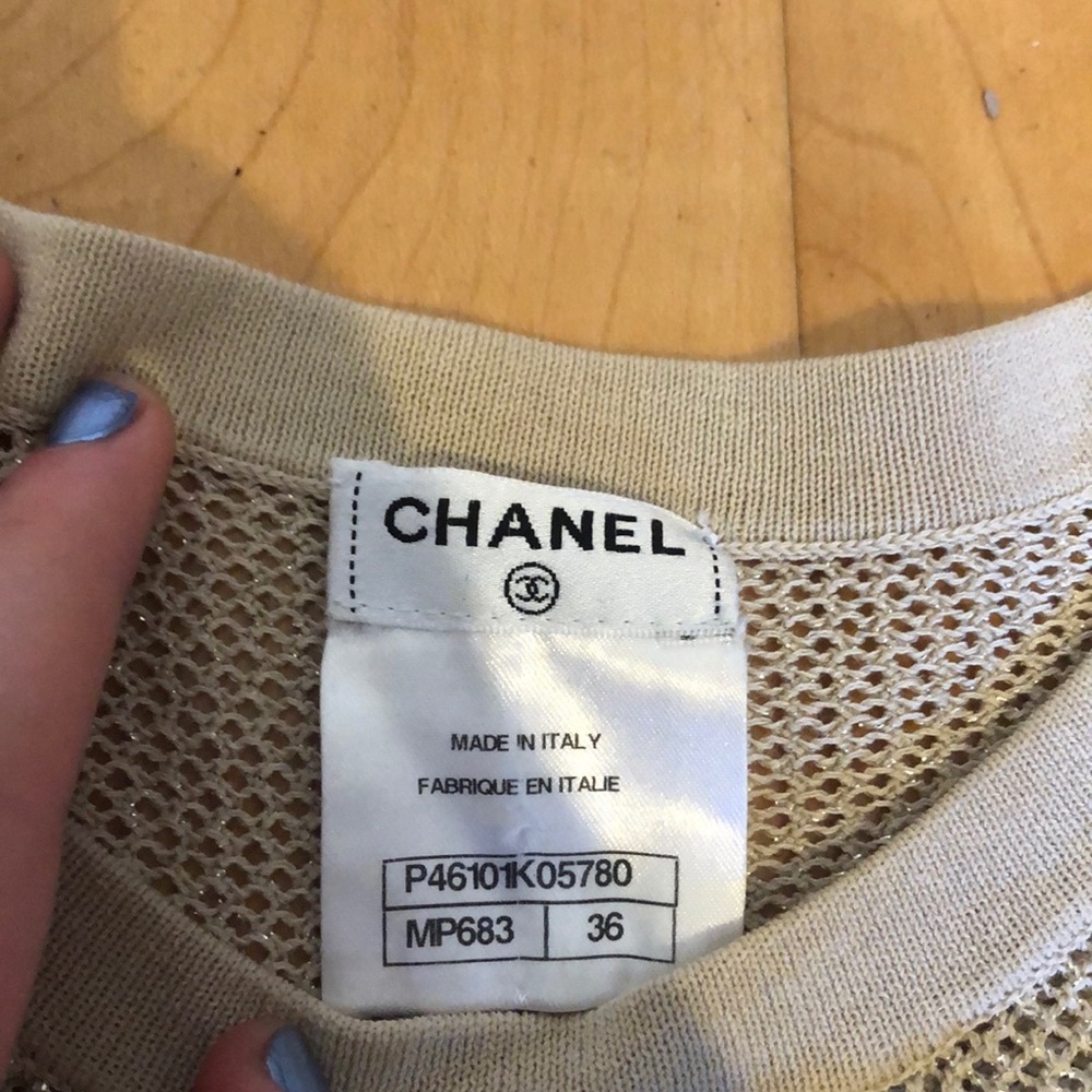 CHANEL GOLD SWEATER🦋